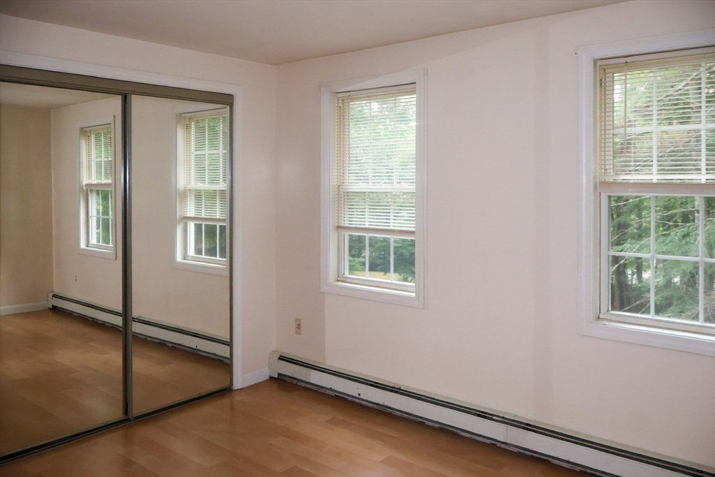 94 Whitins Road Sutton, MA 01590 - Photo 22 of 30