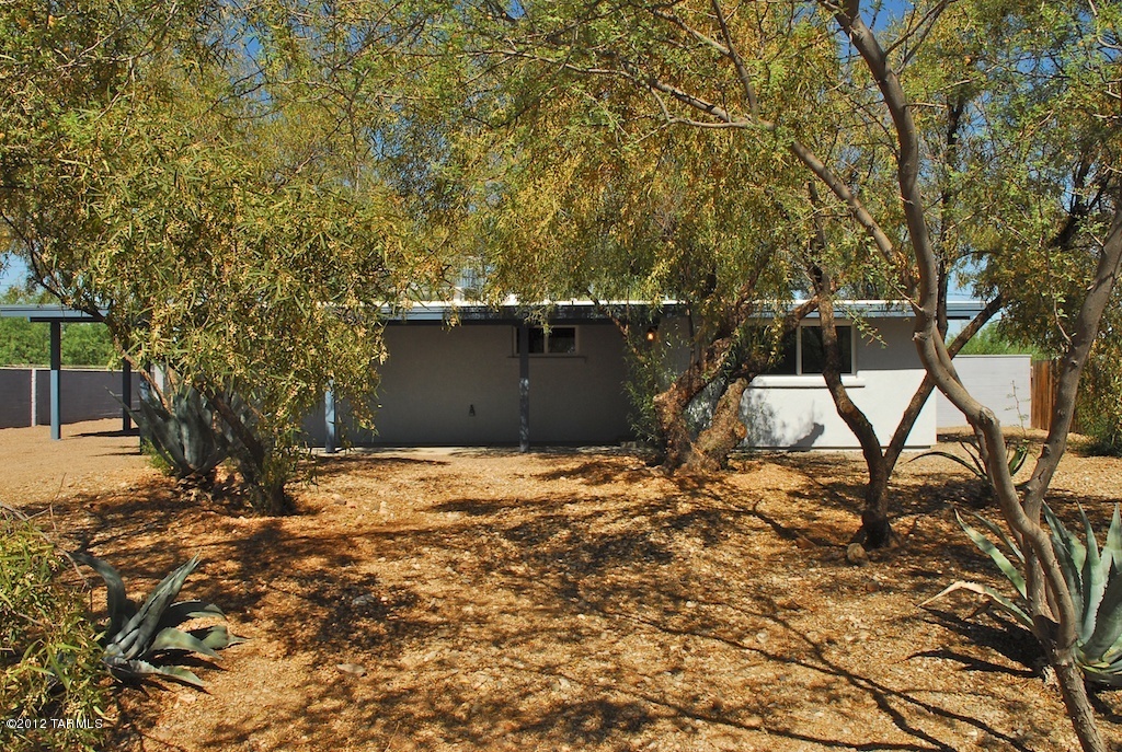 1925 North Ridgeway Road Tucson, AZ 85712 - Photo 4 of 25 Gallery Image 4