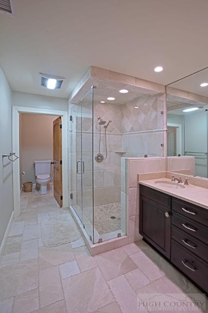 2382 Hickory Boone, NC 28607 - Photo 6 of 27 Gallery Image 6