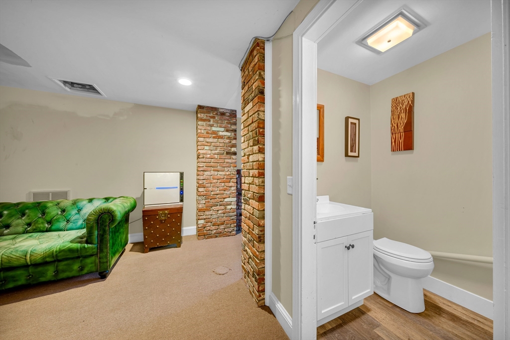 1401 Great Pond Road, Unit 3 North Andover, MA 01845 - Photo 30 of 41