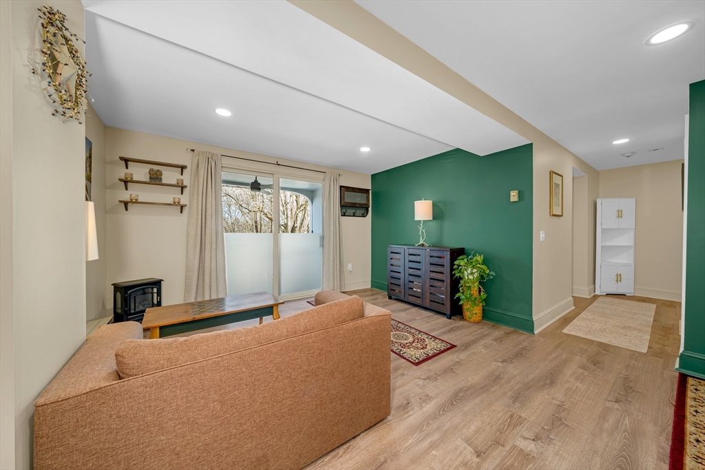 1401 Great Pond Road, Unit 3 North Andover, MA 01845 - Photo 10 of 41