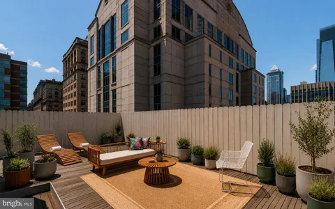 $1,200,000 | 1228 Arch Street, Unit 8E, Philadelphia, PA 19107