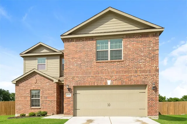 $2,120 | 2304 Denali Court, Princeton, TX 75407
