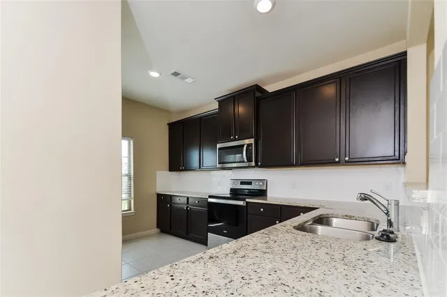 $2,120 | 2304 Denali Court, Princeton, TX 75407