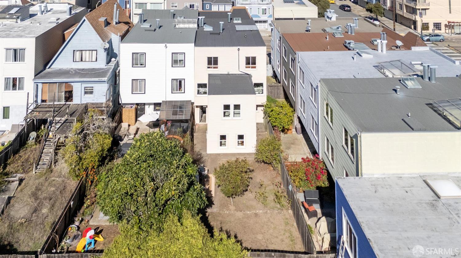 2015-2017 Judah Street San Francisco, CA 94122 - Photo 29 of 58 an aerial view of a house