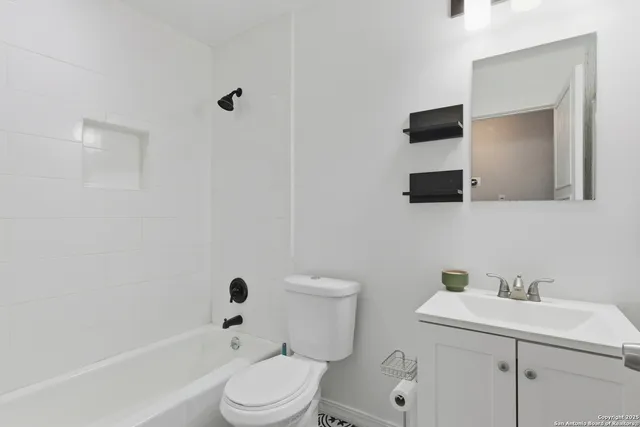 $339,999 | 703 Coronet Street, San Antonio, TX 78216