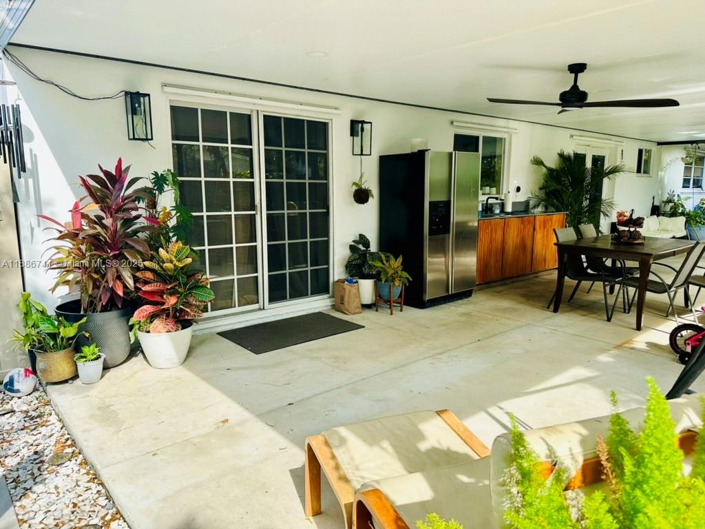 8410 Southwest 201st Street Cutler Bay, FL 33189 - Photo 31 of 33 a living room filled with furniture