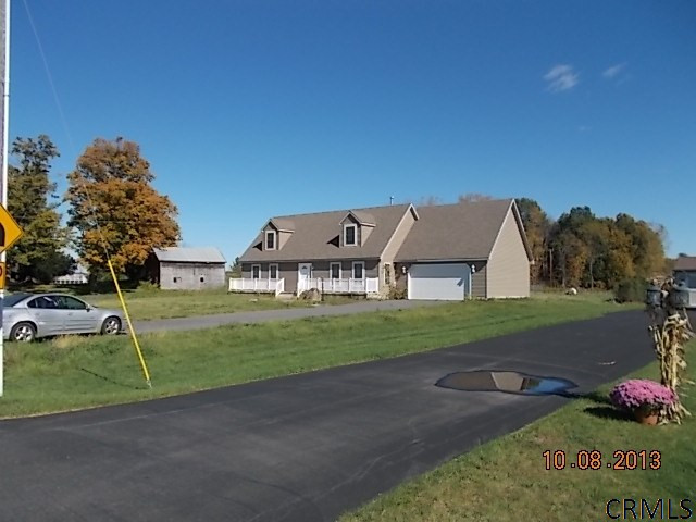 145 Upper Newtown Road Halfmoon, NY 12118 - Photo 1 of 21 Photo 1
