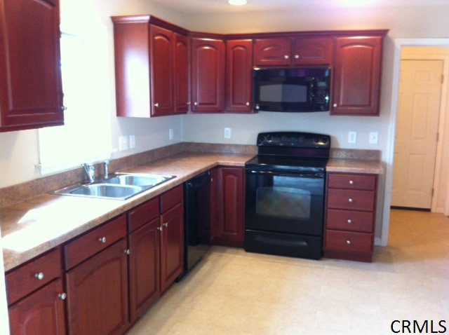 145 Upper Newtown Road Halfmoon, NY 12118 - Photo 12 of 21 Photo 12