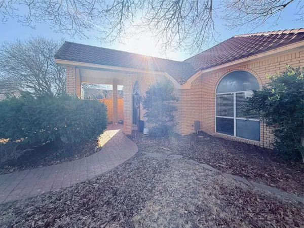 $400,000 | 1700 Northeast 2nd Street, Dumas, TX 79029