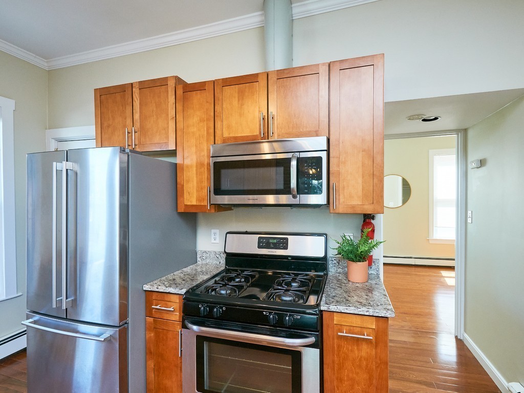 136 Pine Street, Unit 1 Cambridge, MA 02139 - Photo 5 of 13