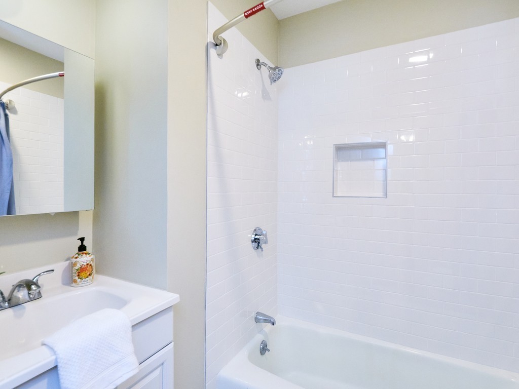 136 Pine Street, Unit 1 Cambridge, MA 02139 - Photo 9 of 13