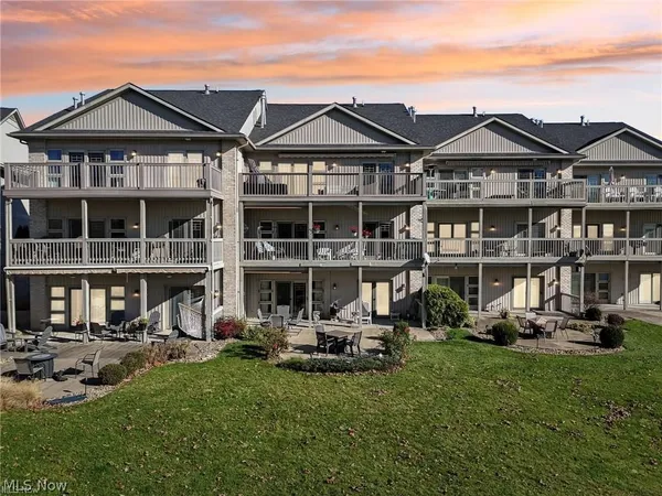 $500,000 | Undisclosed Address, Lake Milton, OH 44429