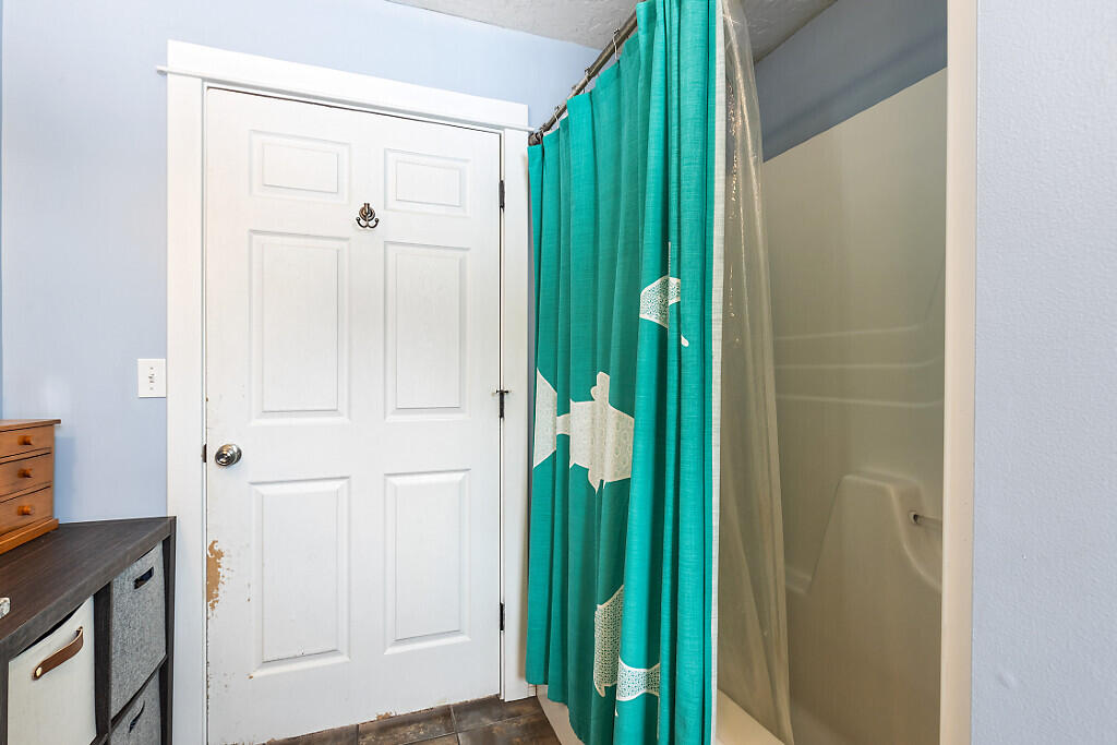 200 Tropical Fish Road Canaan, ME 04924 - Photo 29 of 65 Primary Bath