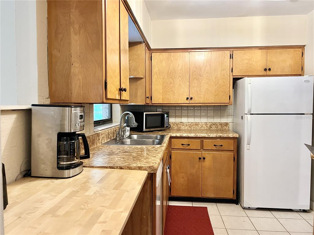 110 Glen Ridge Avenue Temple Terrace, FL 33617 - Photo 11 of 30