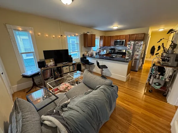 $5,500 | 44 Gorham Street, Unit 2, Somerville, MA 02144