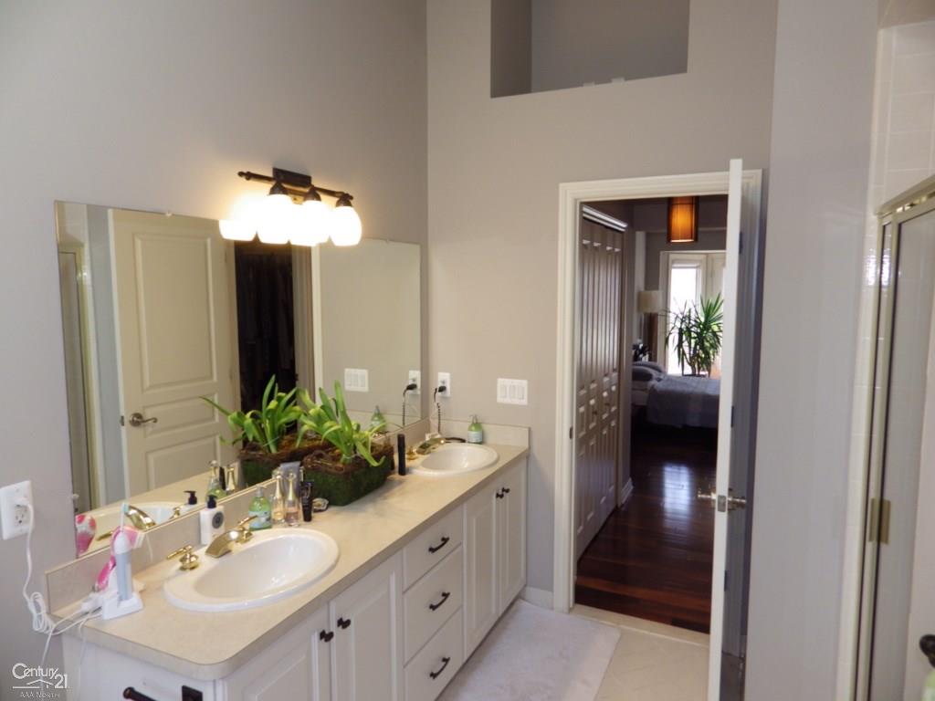 2002 Peterwood Rochester Hills, MI 48307 - Photo 20 of 25