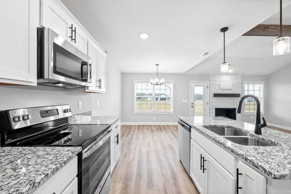 $1,995 | 338 Galway Drive, Clarksville, TN 37042