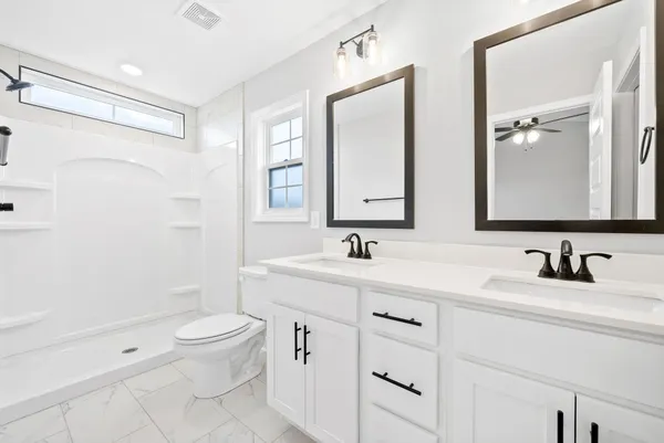 $1,995 | 338 Galway Drive, Clarksville, TN 37042