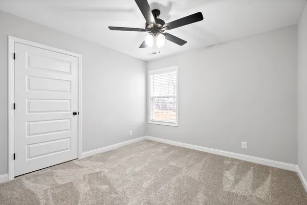 $1,995 | 338 Galway Drive, Clarksville, TN 37042