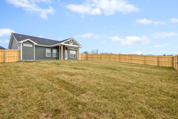 $1,995 | 338 Galway Drive, Clarksville, TN 37042