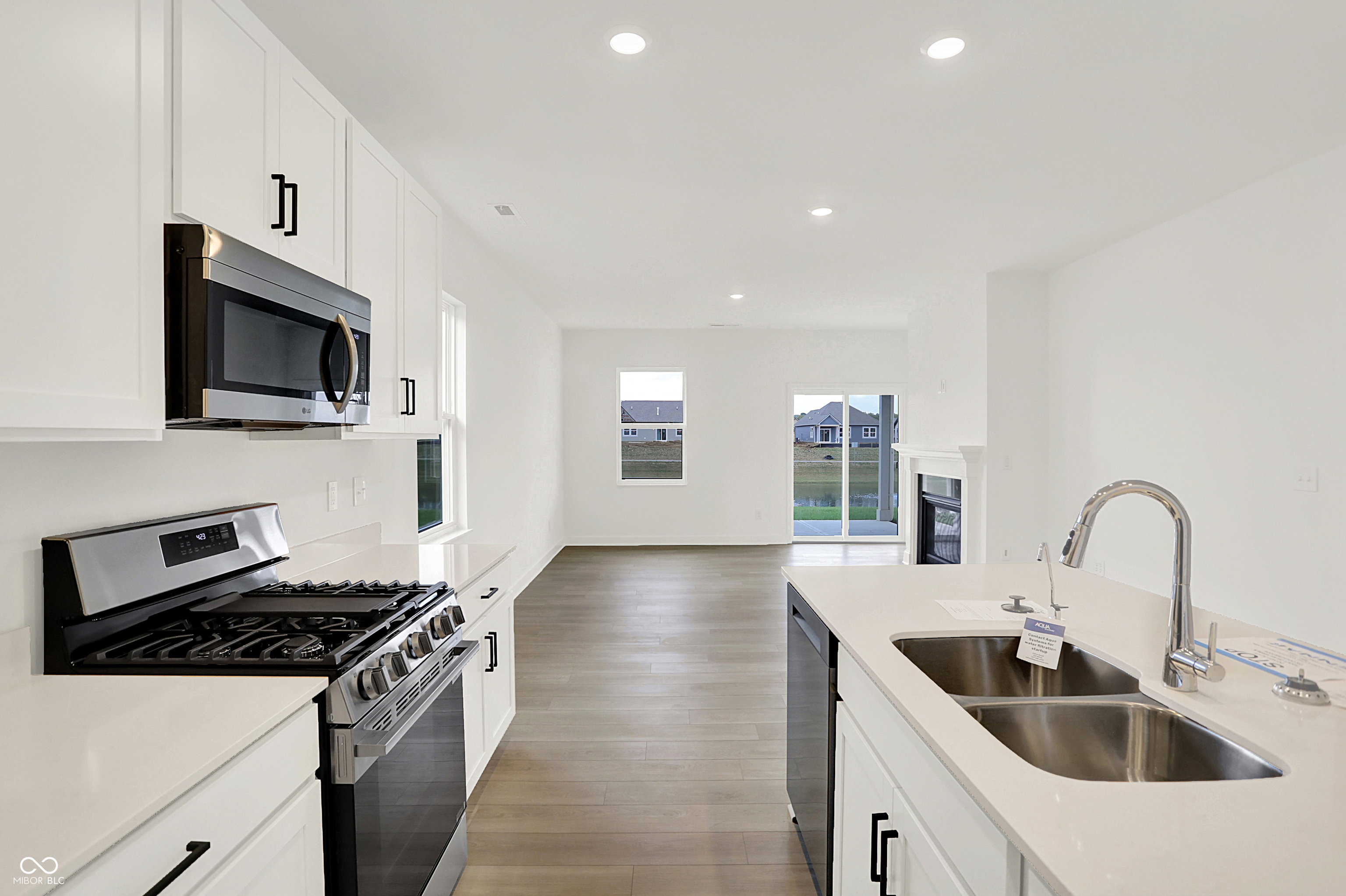 5270 Nettleton Way Avon, IN 46123 - Photo 12 of 34