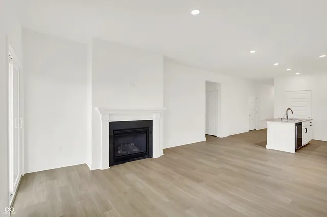 $299,995 | 5270 Nettleton Way, Avon, IN 46123