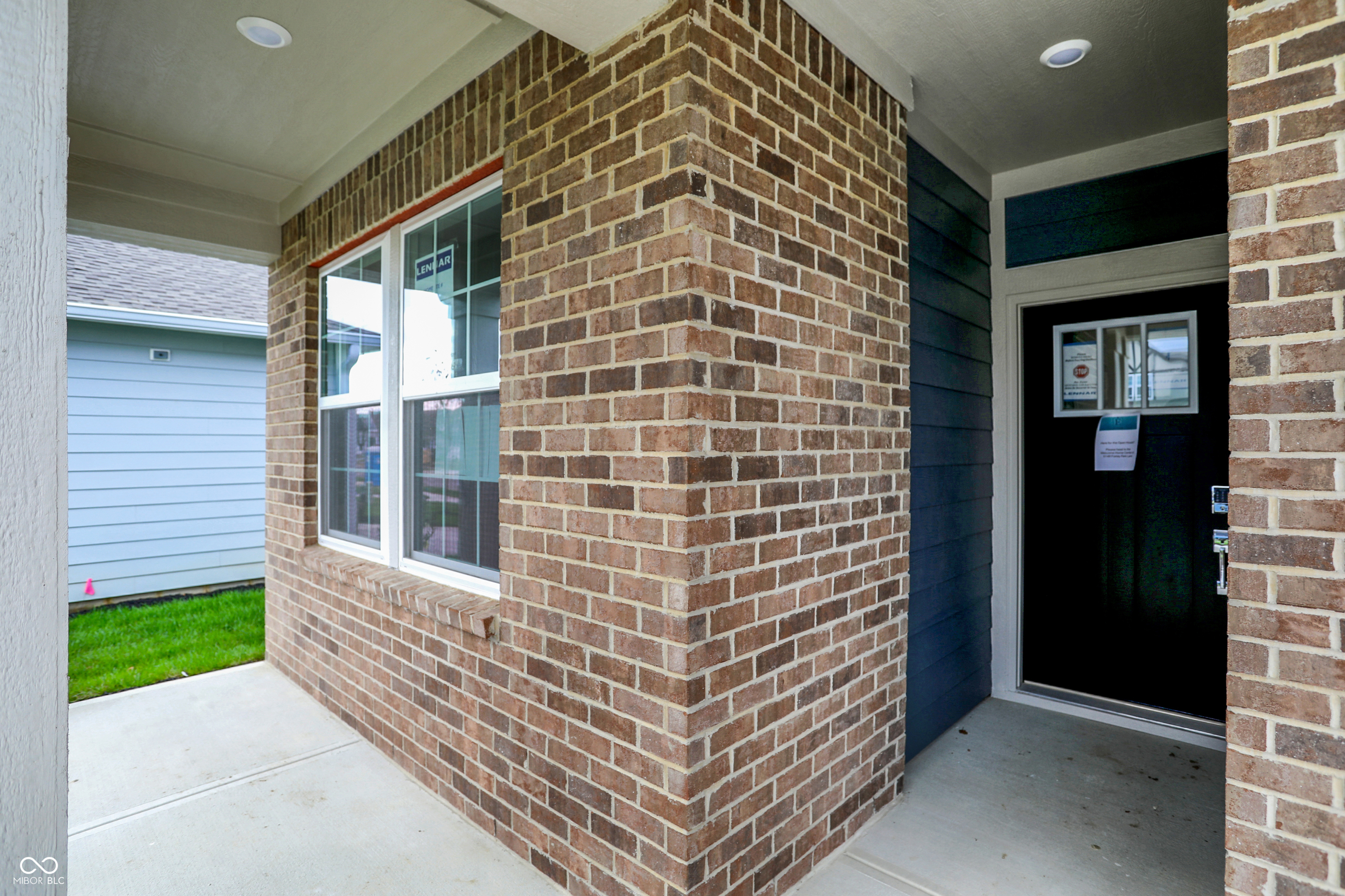 5270 Nettleton Way Avon, IN 46123 - Photo 4 of 34