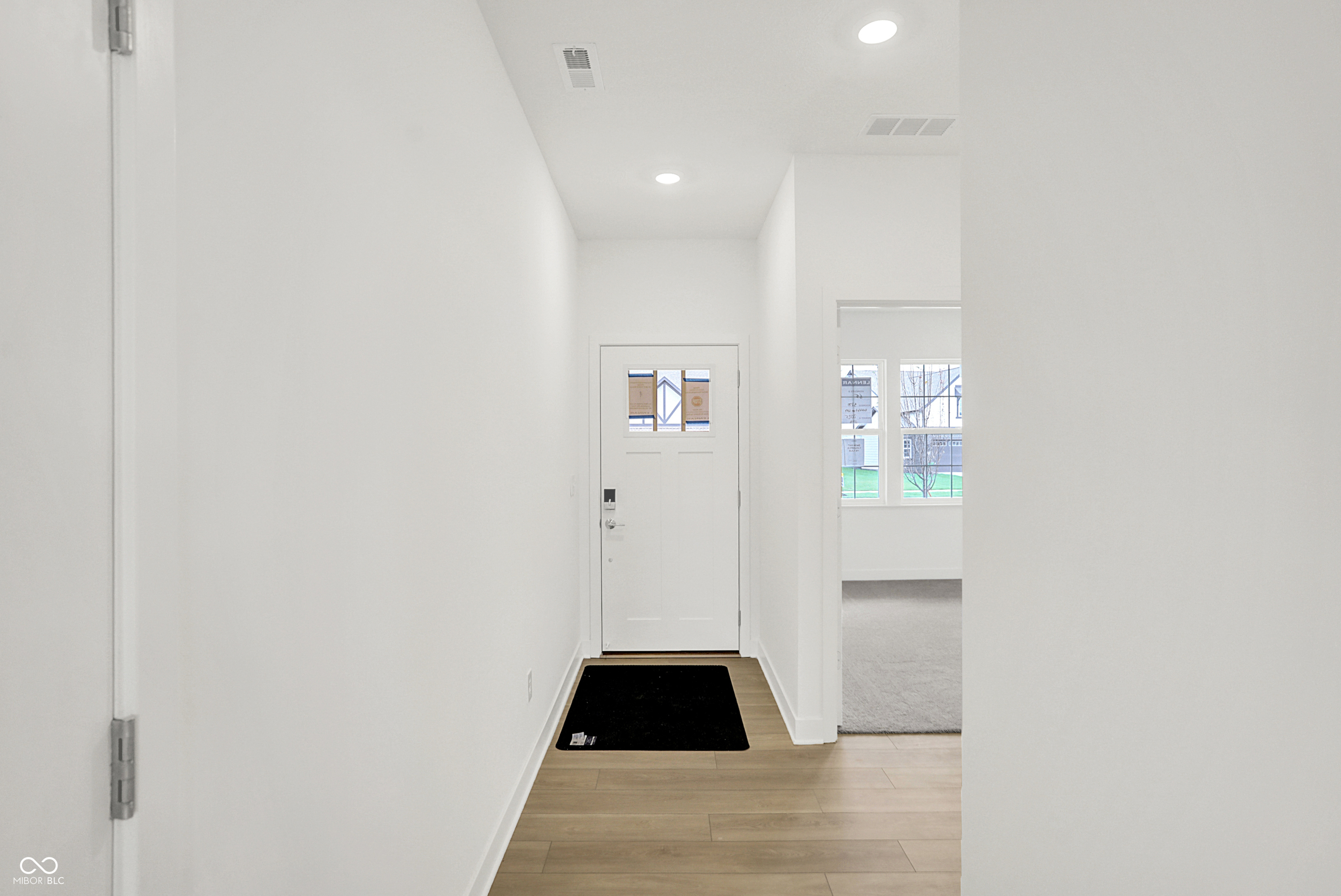 5270 Nettleton Way Avon, IN 46123 - Photo 6 of 34