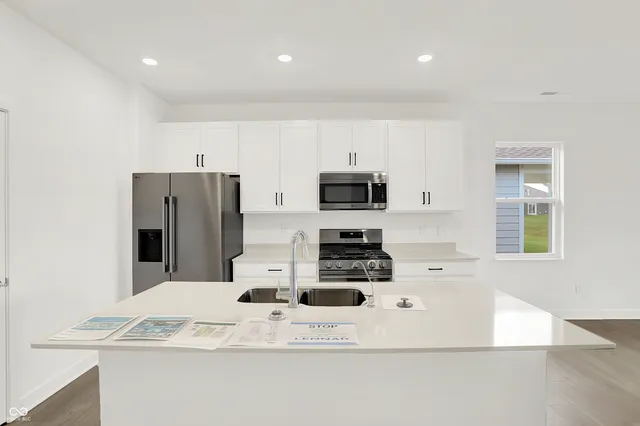 $299,995 | 5270 Nettleton Way, Avon, IN 46123