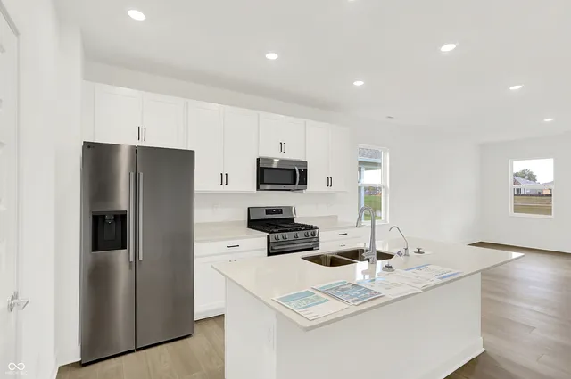 $299,995 | 5270 Nettleton Way, Avon, IN 46123