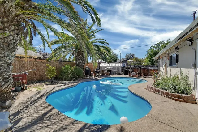 $450,900 | 7000 Rio Linda Boulevard, Rio Linda, CA 95673