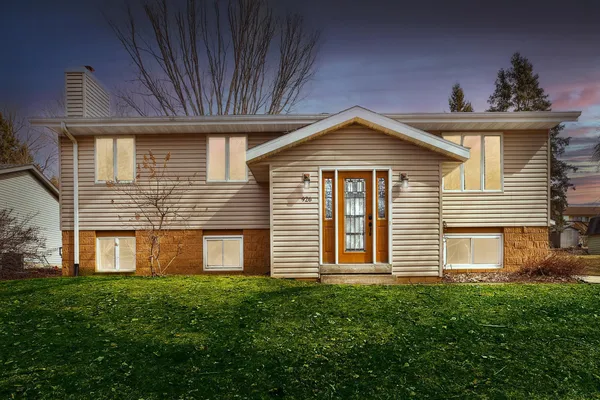 $385,000 | 926 Byron Avenue North, Byron, MN 55920
