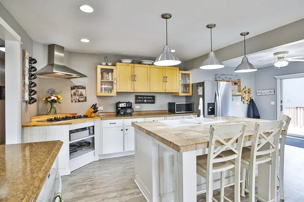 $385,000 | 926 Byron Avenue North, Byron, MN 55920