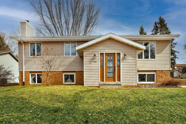 $385,000 | 926 Byron Avenue North, Byron, MN 55920