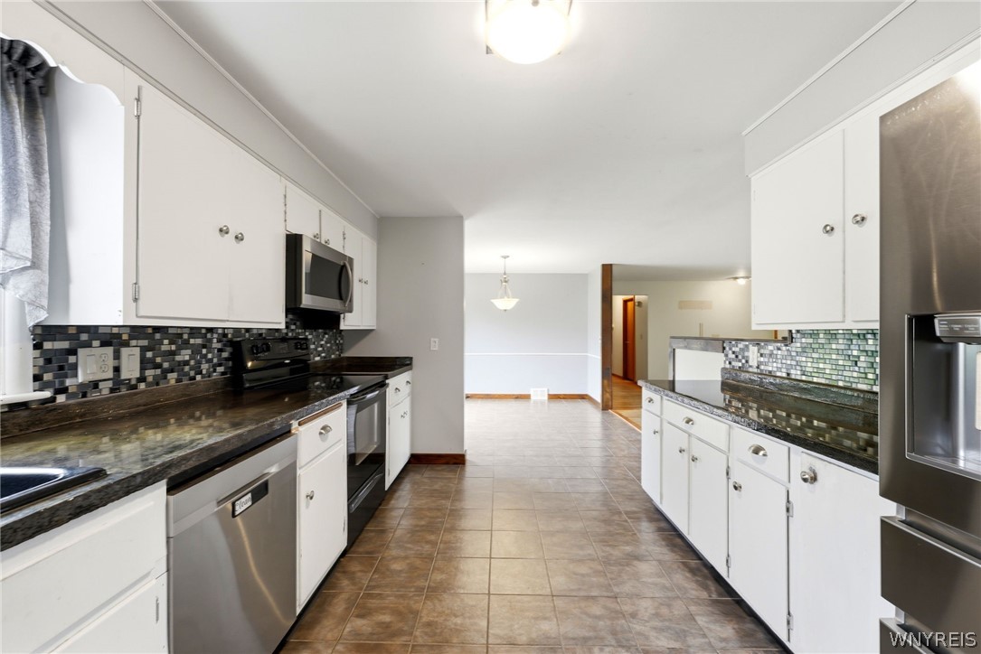 7142 Taylor Road Boston, NY 14075 - Photo 8 of 31