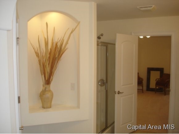 2717 Dickens Drive Springfield, IL 62711 - Photo 12 of 24 Gallery Image 12