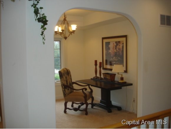 2717 Dickens Drive Springfield, IL 62711 - Photo 15 of 24 Gallery Image 15