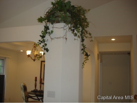 2717 Dickens Drive Springfield, IL 62711 - Photo 16 of 24 Gallery Image 16