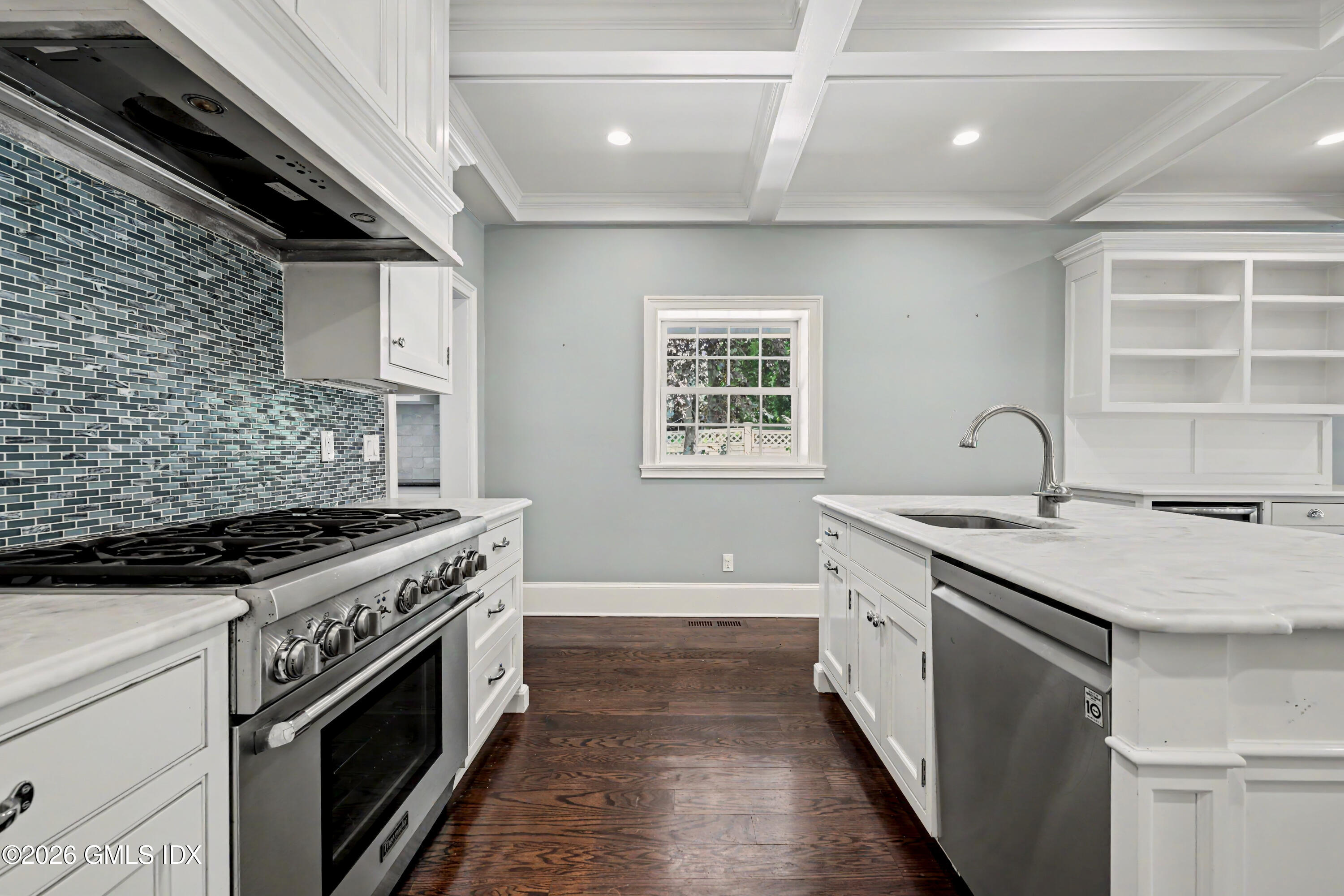 97 Riverside Avenue Riverside, CT 06878 - Photo 11 of 45 Kitchen