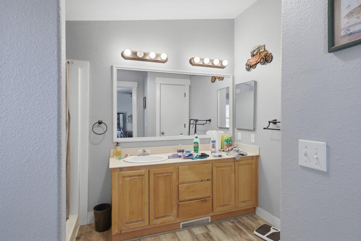 15300 Neils Road Auburn, CA 95603 - Photo 5 of 23