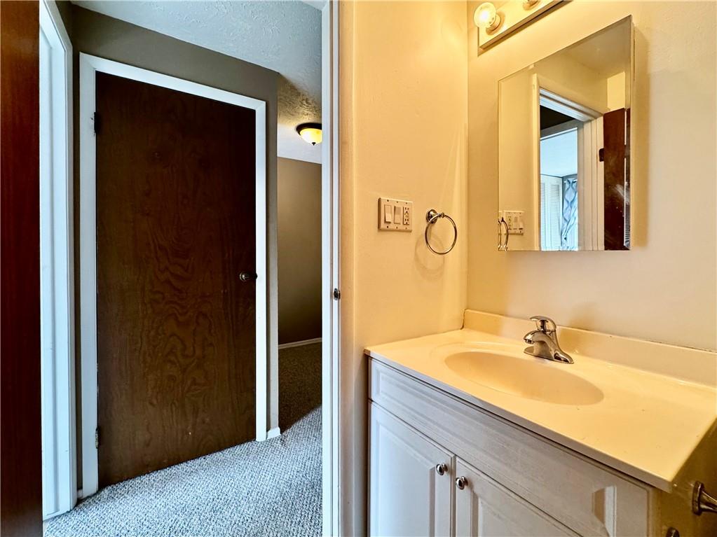 704 Countryside Drive McKees Rocks, PA 15136 - Photo 29 of 40 Gallery Image 29