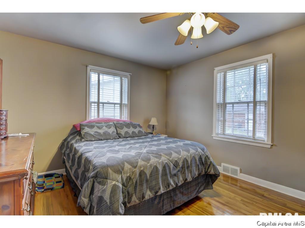 2048 South Walnut Street Springfield, IL 62704 - Photo 17 of 35