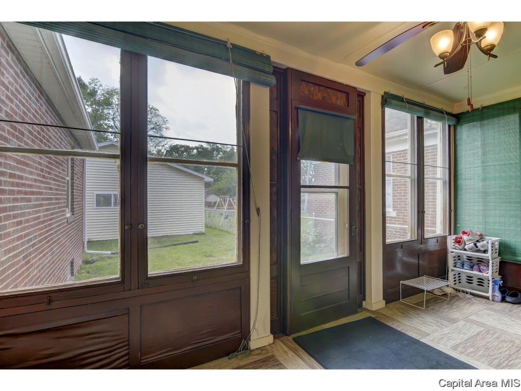2048 South Walnut Street Springfield, IL 62704 - Photo 24 of 35