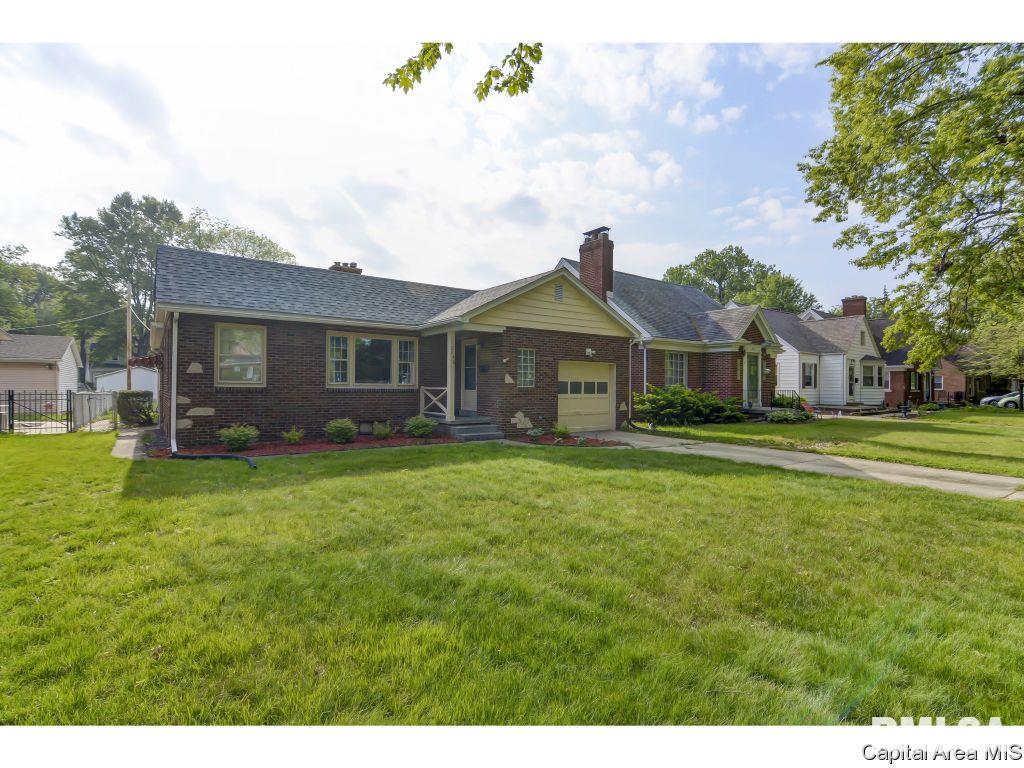 2048 South Walnut Street Springfield, IL 62704 - Photo 30 of 35