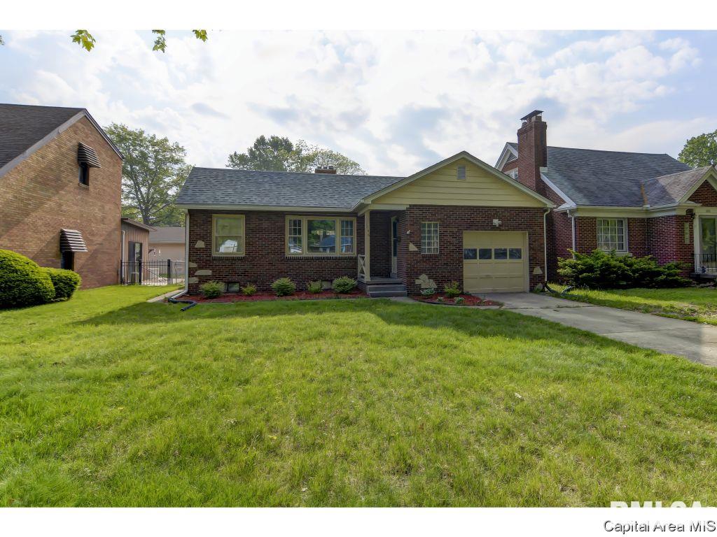 2048 South Walnut Street Springfield, IL 62704 - Photo 31 of 35
