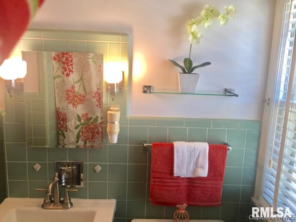 2048 South Walnut Street Springfield, IL 62704 - Photo 32 of 35