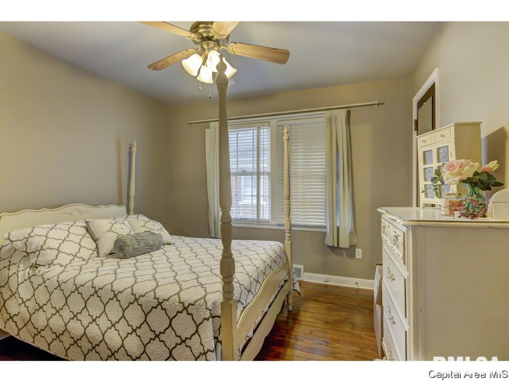 2048 South Walnut Street Springfield, IL 62704 - Photo 6 of 35