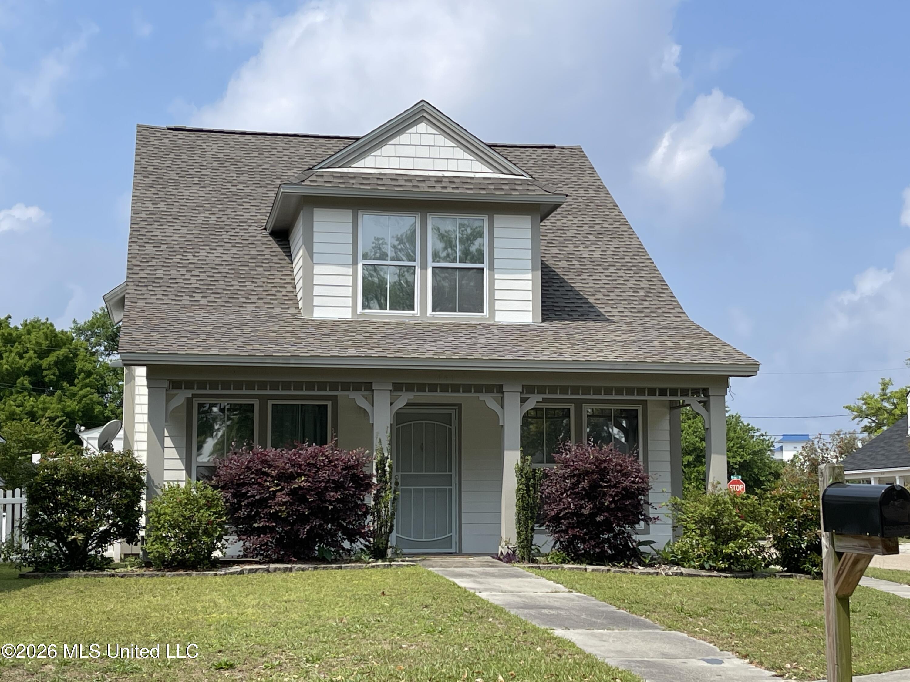 441 Hope Street Biloxi, MS 39530 - Photo 1 of 28 IMG_8979