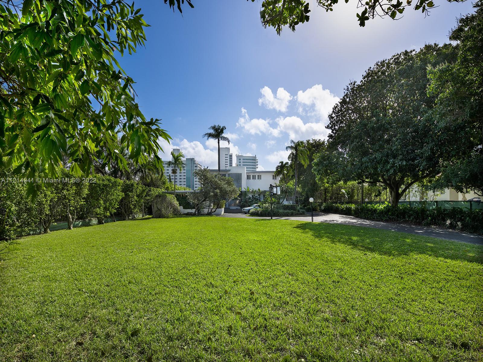 4525 Pine Tree Drive Miami Beach, FL 33140 - Photo 14 of 19 a view of a city